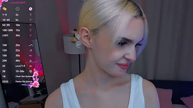 PatricePerlow online show from April 4, 7:42 pm