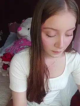 MimiSoftie online show from March 22, 9:05 pm