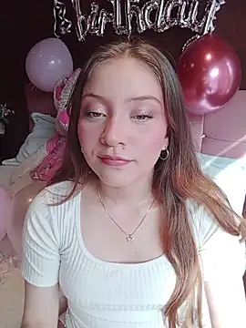 MimiSoftie online show from March 31, 8:55 pm