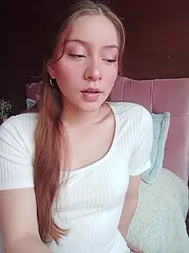 MimiSoftie online show from March 15, 6:59 pm