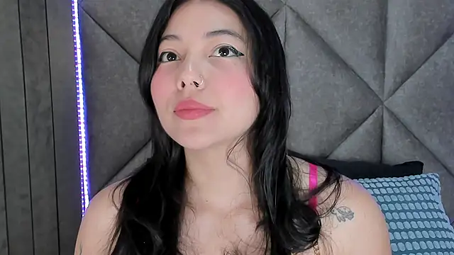 AnnieRouse   online show from March 29, 11:45 am