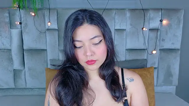Snapshot of AnnieRouse__ chatting on July 9, 12:15 pm AnnieRouse online show from July 9, 12:15 pm