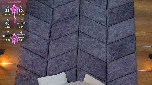 AnnieRouse   online show from March 15, 11:39 am