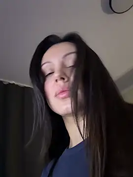 lorry6 online show from February 16, 9:30 am