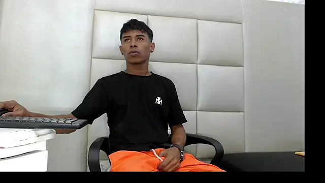 TonnyMarck online show from February 15, 7:51 am