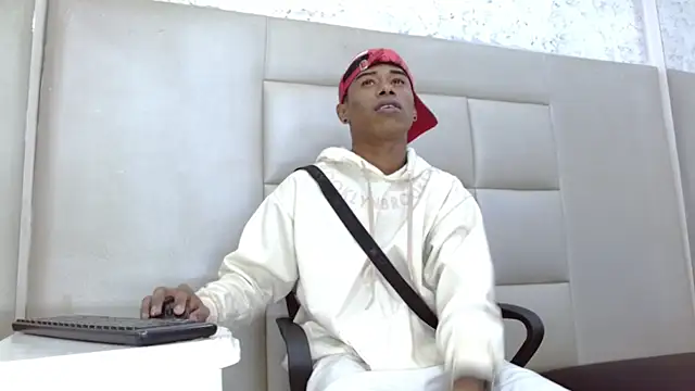 TonnyMarck online show from February 27, 2:34 am