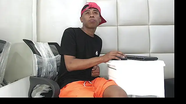 TonnyMarck online show from February 12, 3:17 am