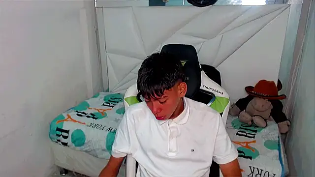 Liarr  online show from March 16, 8:00 pm