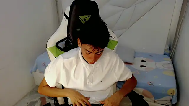 Liarr  online show from February 21, 8:11 pm