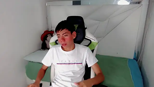 Liarr  online show from February 20, 8:00 pm