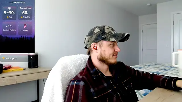 69MAV69 online show from March 10, 3:38 pm