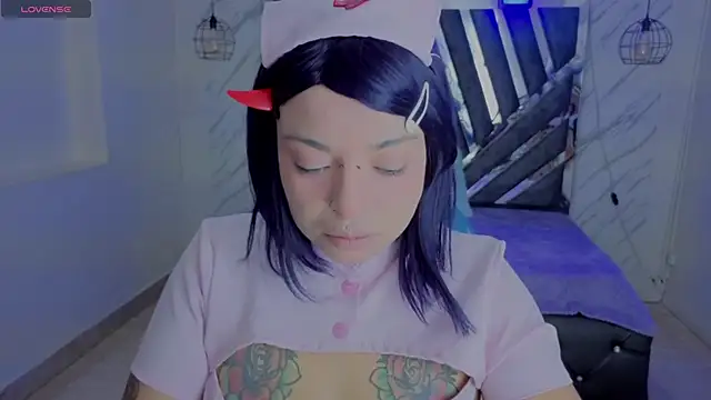  Vermell  online show from April 18, 8:09 pm