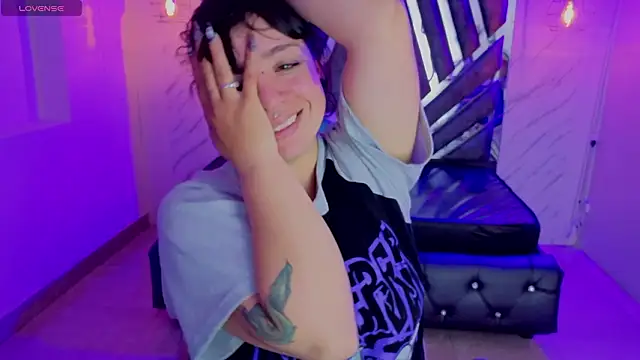  Vermell  online show from March 11, 7:08 pm