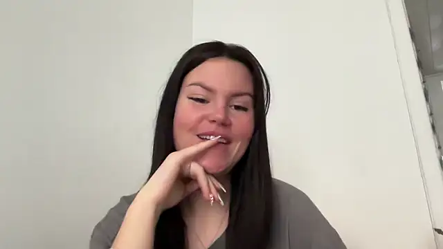 kiaraaaa75 online show from March 1, 1:55 pm