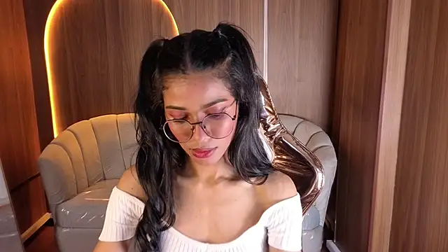 Alina b  online show from March 2, 9:33 pm