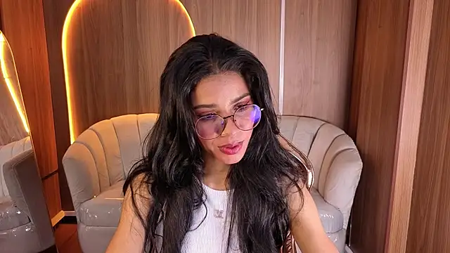 Alina b  online show from February 20, 8:22 pm