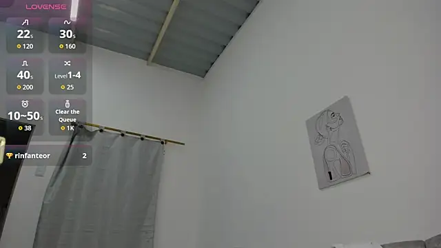 velvetluna  online show from February 10, 10:58 am