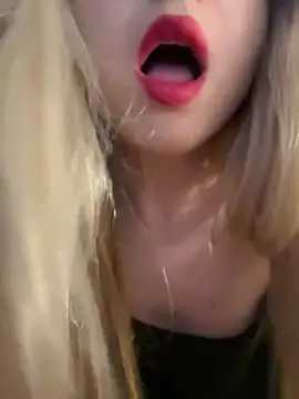 Snapshot of NikkiMis chatting on January 31, 11:47 pm NikkiMis online show from January 31, 11:47 pm