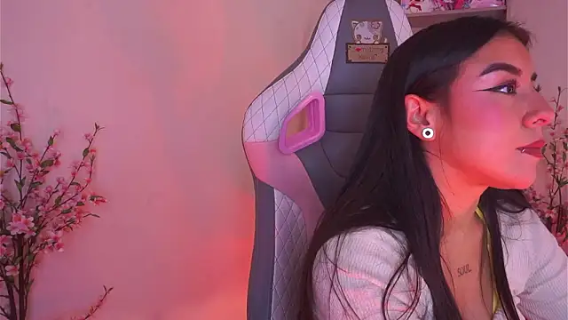 mavi boo online show from February 11, 9:03 pm