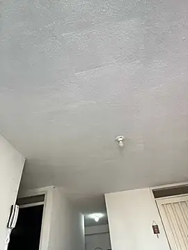 Hanna Becker  online show from March 1, 2:17 pm