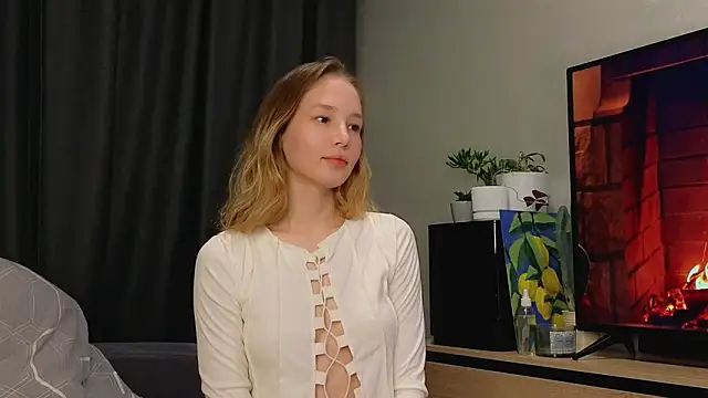 Snapshot of y0ur_sunshinee chatting on February 11, 4:51 pm y0ur sunshinee online show from February 11, 4:51 pm