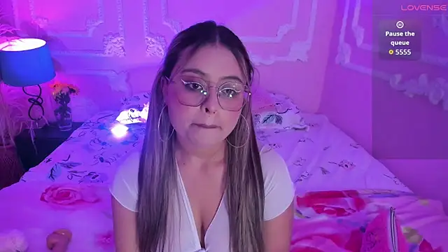 AngellVisen online show from February 10, 8:08 pm