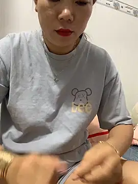 Baby-lovely69 online show from February 9, 11:36 pm