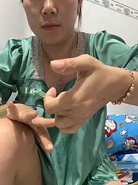 Baby-lovely69 online show from April 6, 10:44 pm