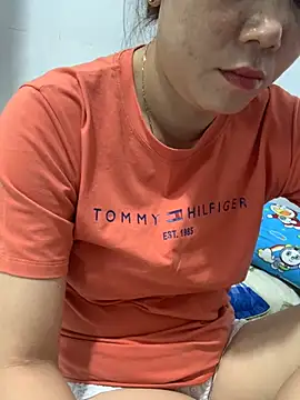 Baby-lovely69 online show from March 10, 3:32 am