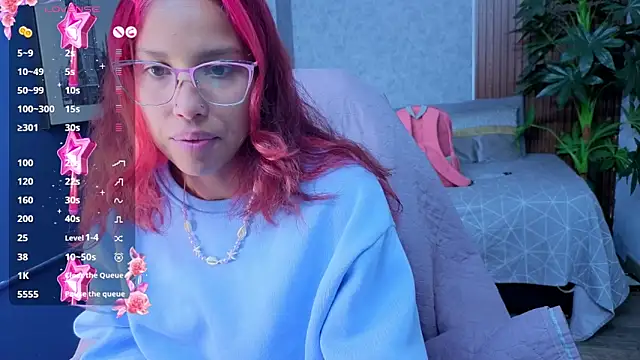 Snapshot of saphire_ chatting on May 16, 3:44 pm saphire online show from May 16, 3:44 pm