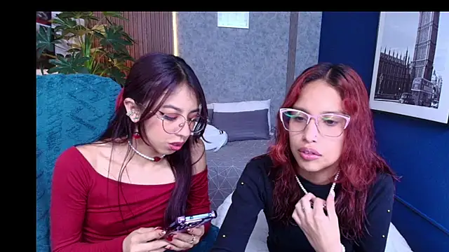 Snapshot of saphire_ chatting on February 23, 1:01 pm saphire online show from February 23, 1:01 pm