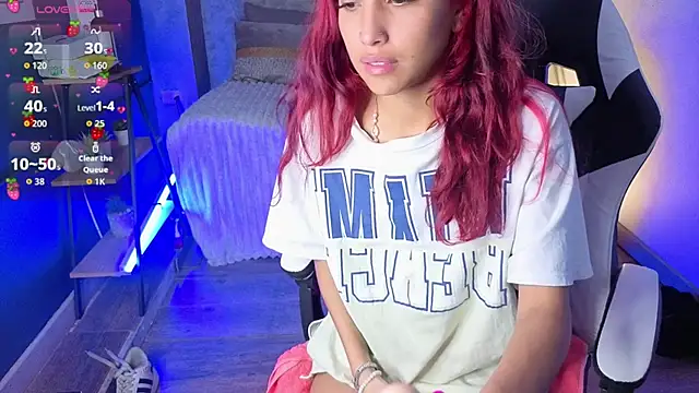 Snapshot of saphire_ chatting on July 11, 2:28 pm saphire online show from July 11, 2:28 pm