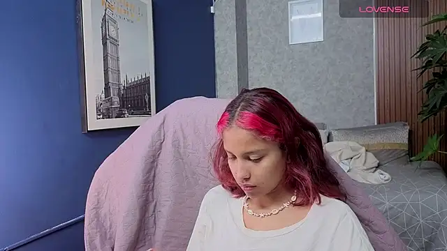 Snapshot of saphire_ chatting on May 14, 1:08 pm saphire online show from May 14, 1:08 pm