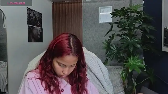 saphire  online show from April 5, 1:29 pm