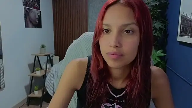 saphire  online show from March 31, 1:02 pm