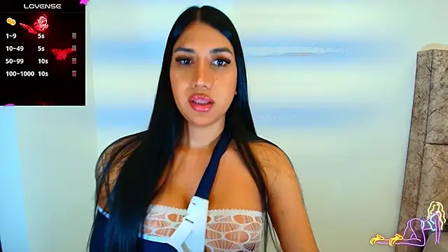 Snapshot of sexysaradoll_x chatting on February 24, 10:54 pm sexysaradoll x online show from February 24, 10:54 pm