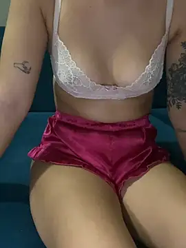 cansuuxx35 online show from February 4, 8:04 pm