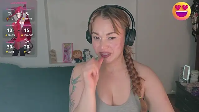 Tammy Parker online show from April 25, 7:22 am