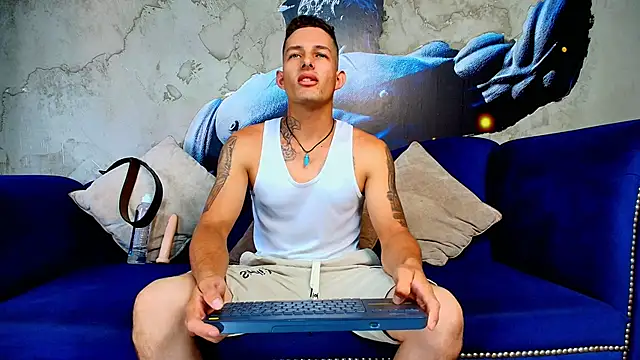  angel rivera online show from April 14, 6:35 pm