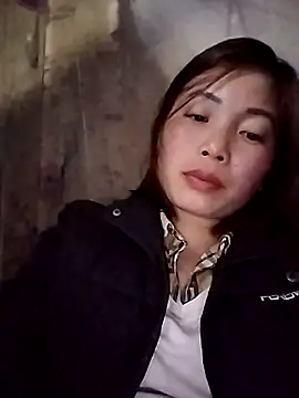 Ella-aa online show from March 13, 1:27 pm