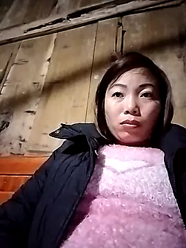 Snapshot of Ella-aa chatting on February 2, 10:09 pm Ella-aa online show from February 2, 10:09 pm