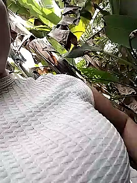 Snapshot of Ella-aa chatting on February 27, 8:14 am Ella-aa online show from February 27, 8:14 am