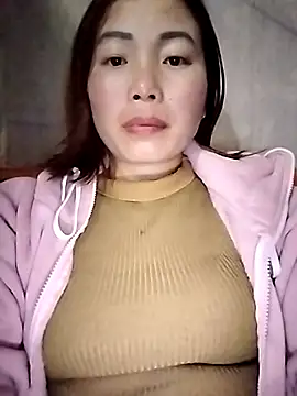 Ella-aa online show from March 9, 12:30 pm