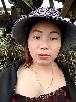 Ella-aa online show from March 21, 6:03 am