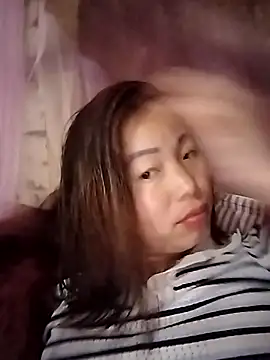 Ella-aa online show from March 4, 12:35 pm