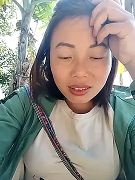 Snapshot of Ella-aa chatting on February 21, 8:27 am Ella-aa online show from February 21, 8:27 am