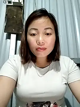 Ella-aa online show from March 25, 6:40 pm