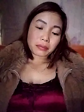 Ella-aa online show from March 8, 9:18 pm