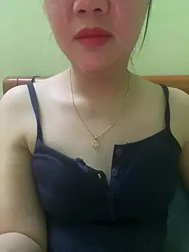 Snapshot of Baby-sexy69 chatting on April 22, 2:40 am Baby-sexy69 online show from April 22, 2:40 am
