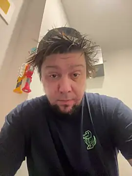 GabEthier online show from March 27, 12:30 am